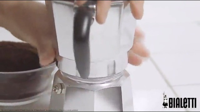 Bialetti Moka Express Limited Edition White – 3 Cup Italian